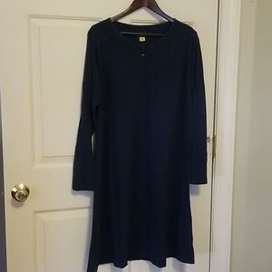 NWT. Cabela's Women's Dress